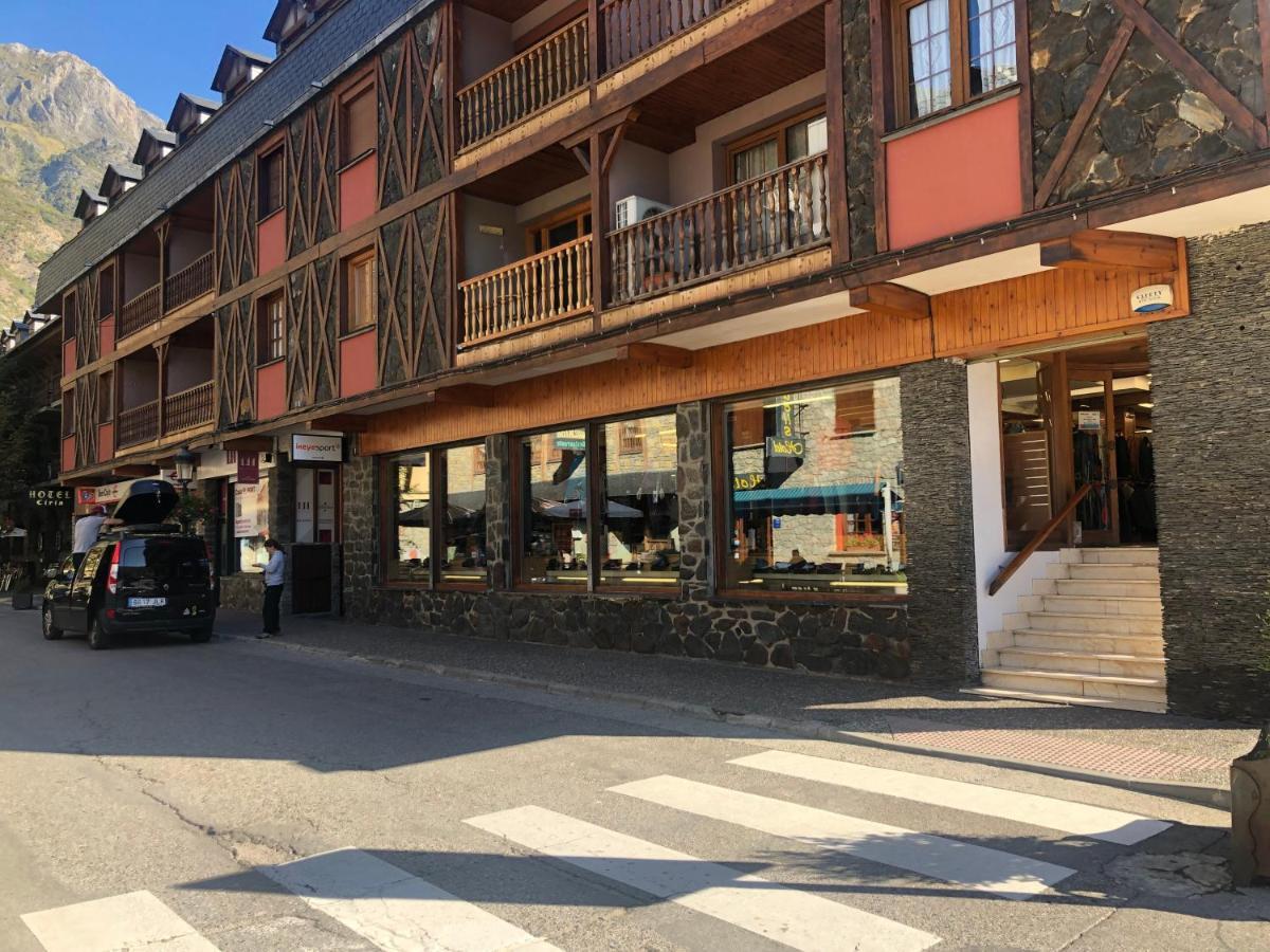 B26 - Edif Los Tilos Ii, 3º - Villmor Benasque Exterior foto